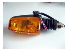 摩托車與電動車關鍵零部件解析 塑件、燈具、車架及鐵制件的協同作用